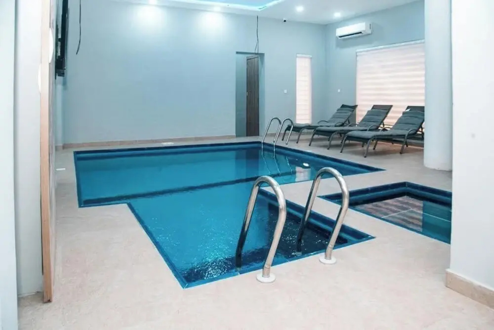 Trendy Hotel and Suites