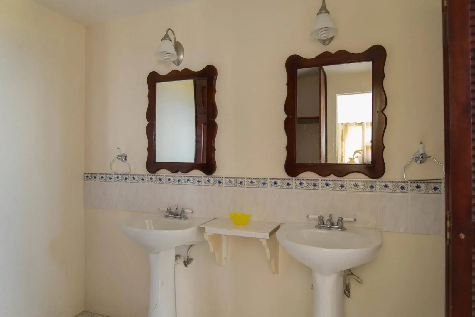 Hatfield South Villa