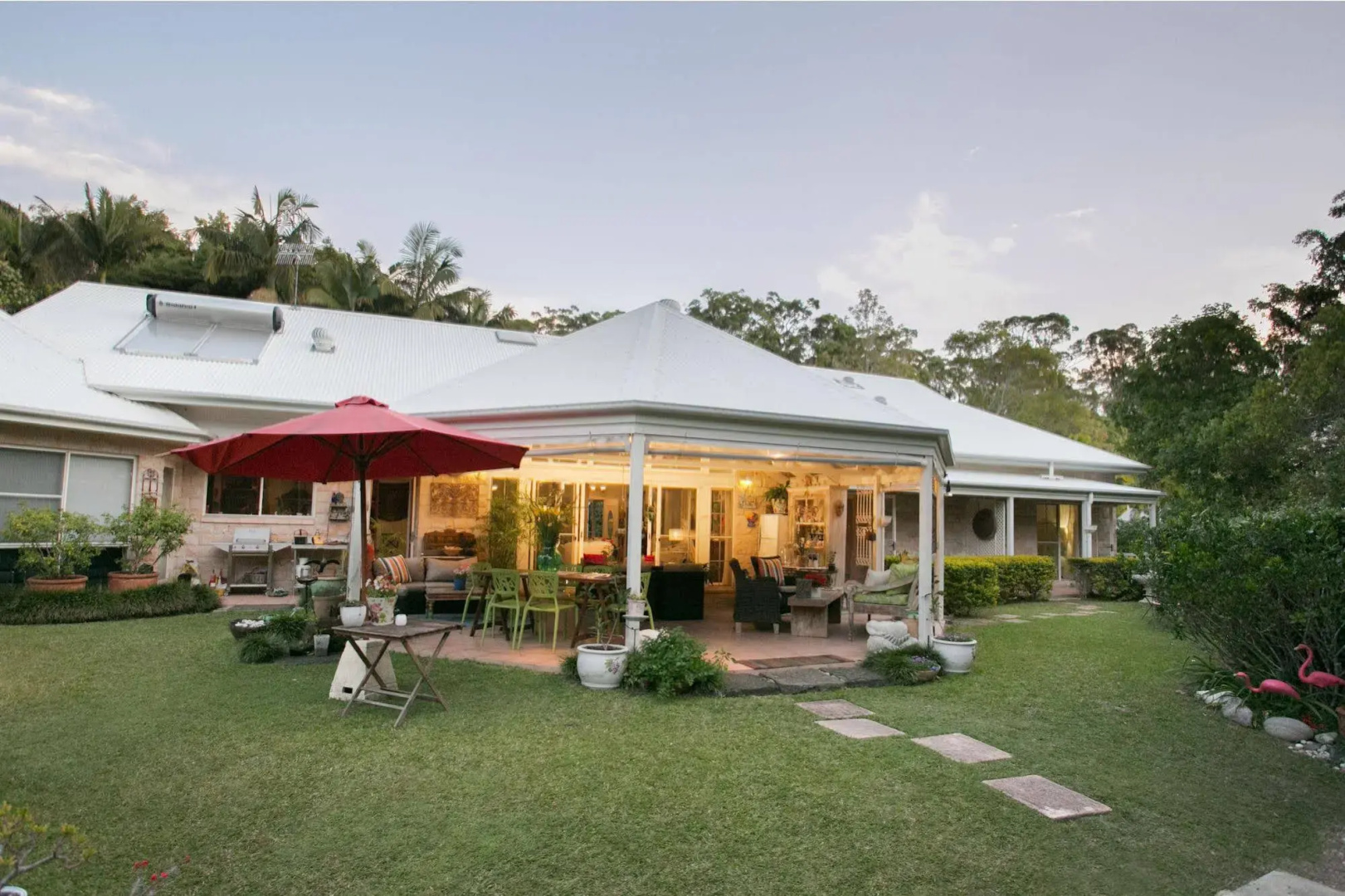 Noosa Valley Manor B&B Retreat