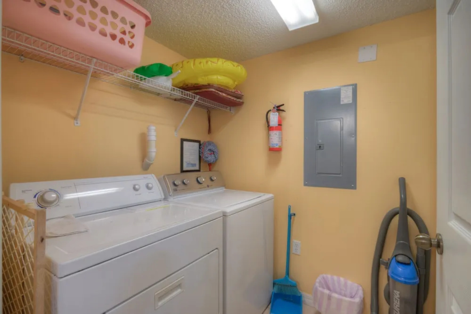 Redawning Crystal Cove Loop Apartment