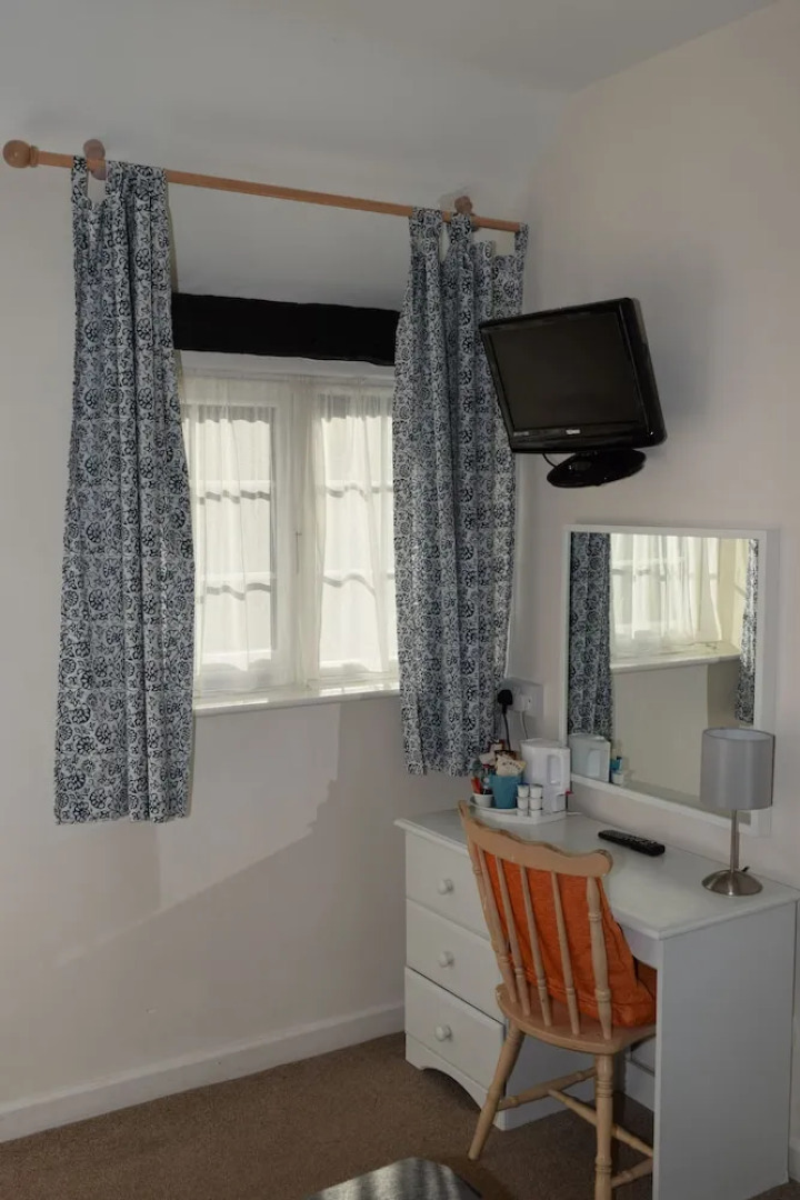 Haseley Coach House Motel