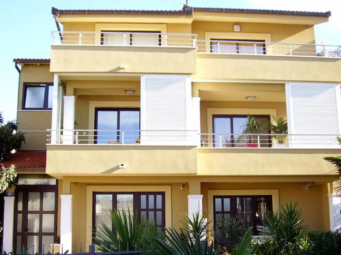 Modern Apartment in Dalmatia Near the Sea