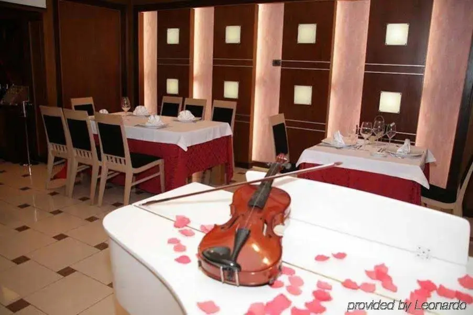 White Dream Hotel