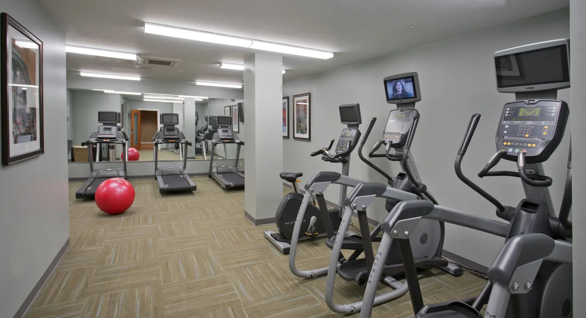 Staybridge Suites Baltimore - Inner Harbor by IHG