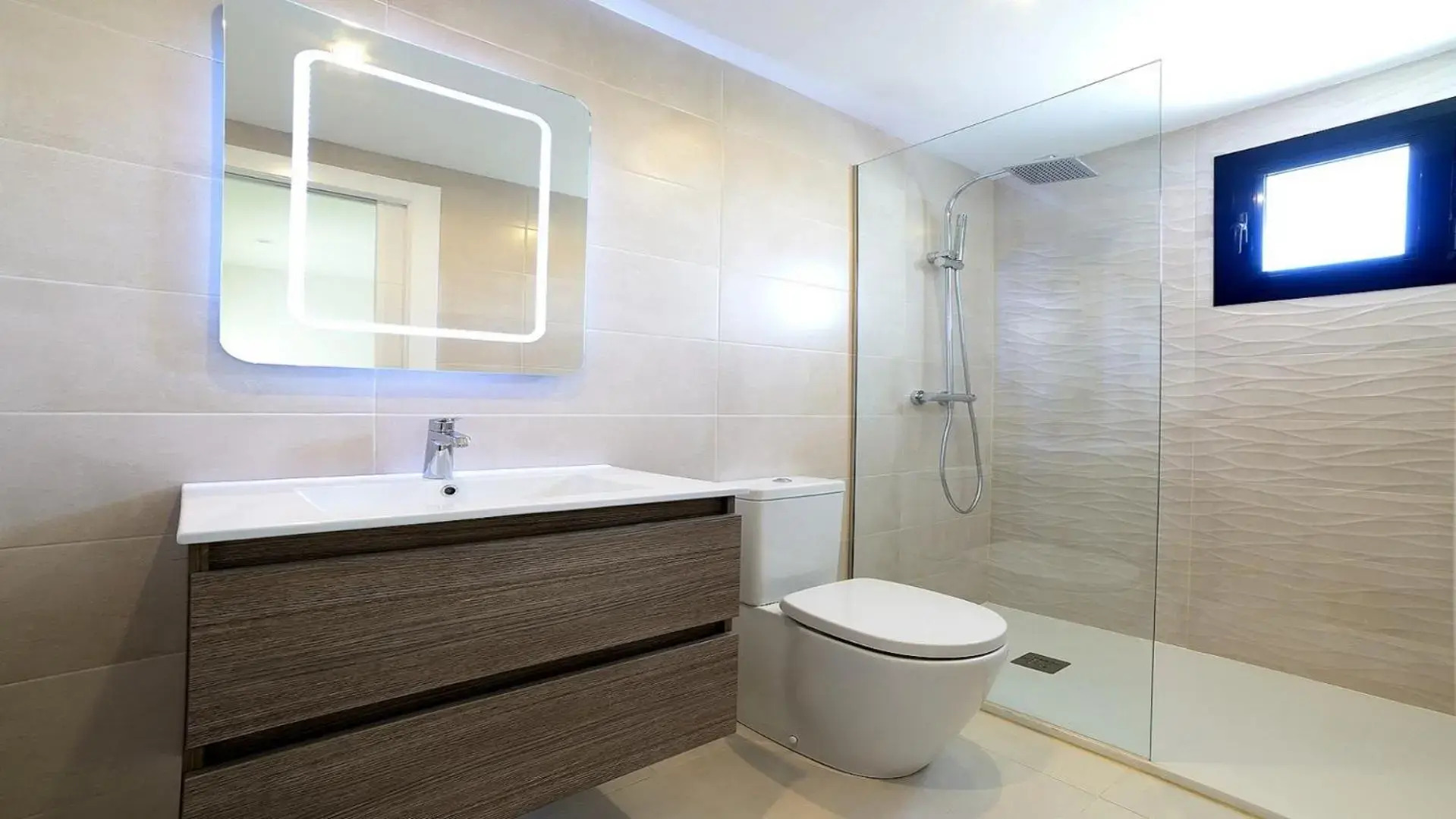 Luxury Penthouse Apartment