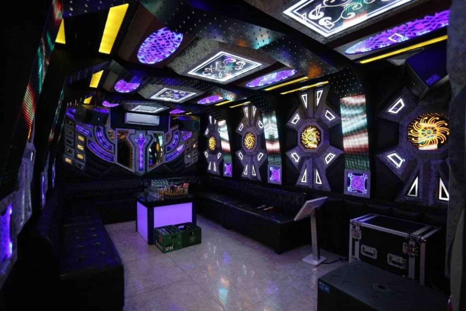 Central Phu Hung Hotel