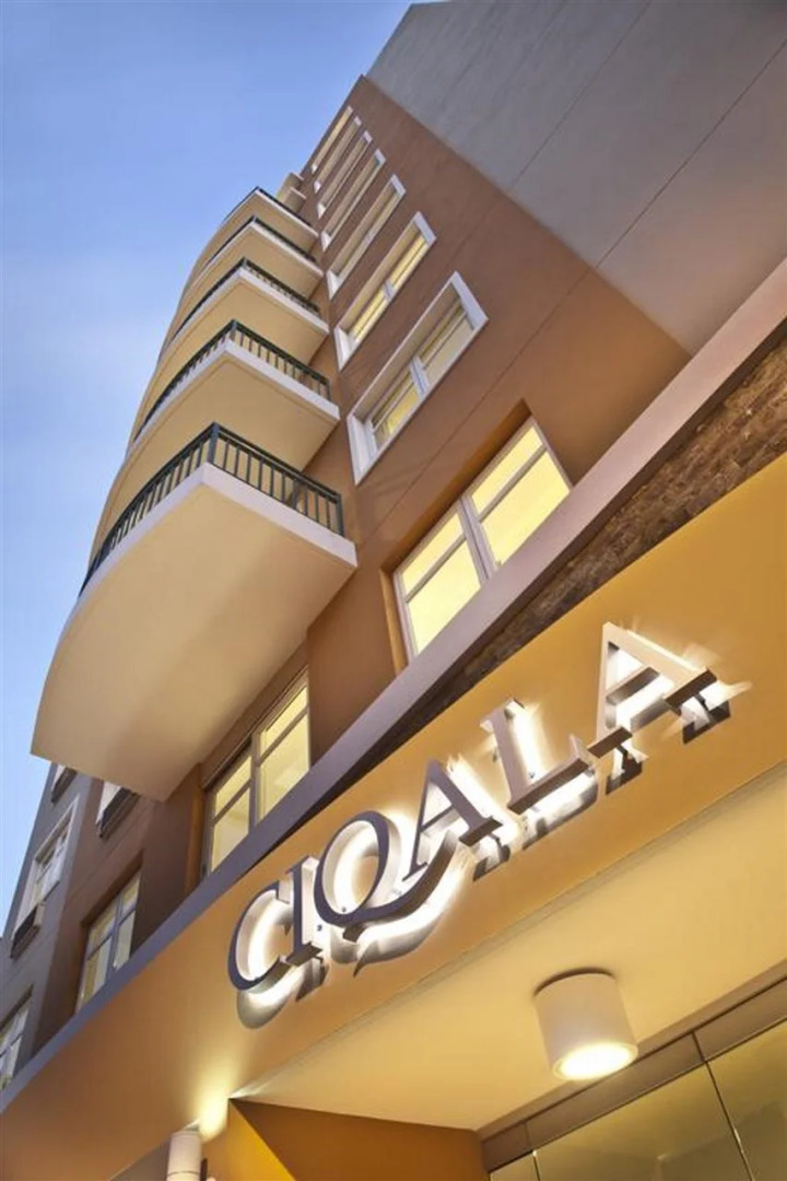 Ciqala Suites Hotel