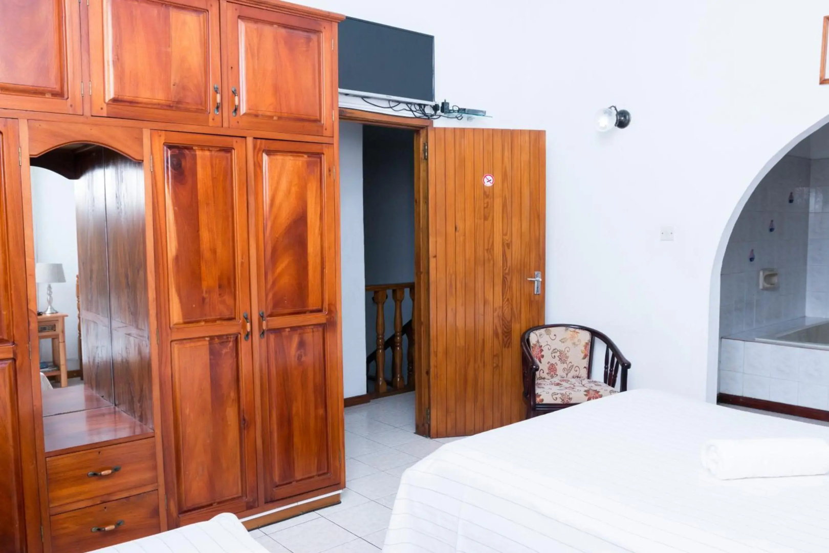 Le Manglier Guest House