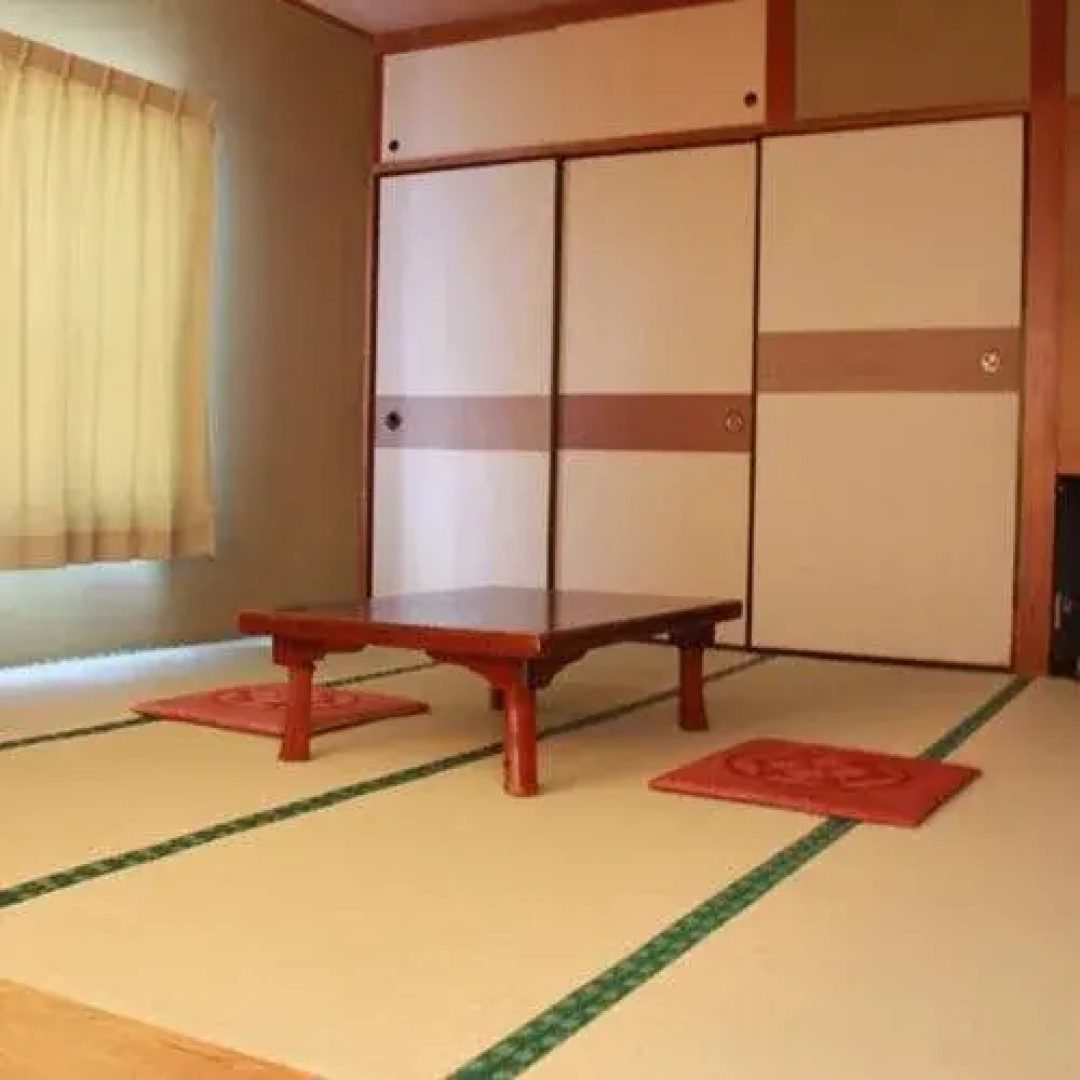 Shirako White Palace