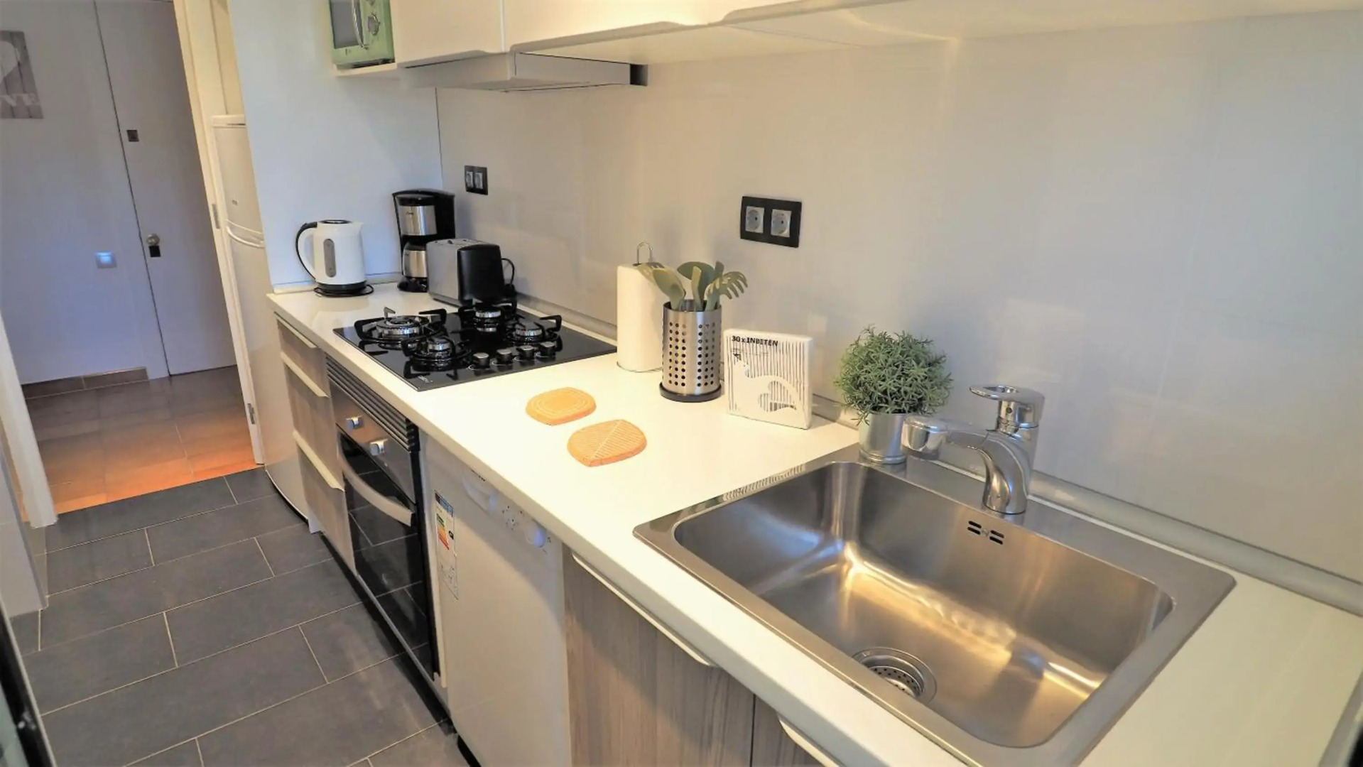 Cristina Port & Beach - Apartment