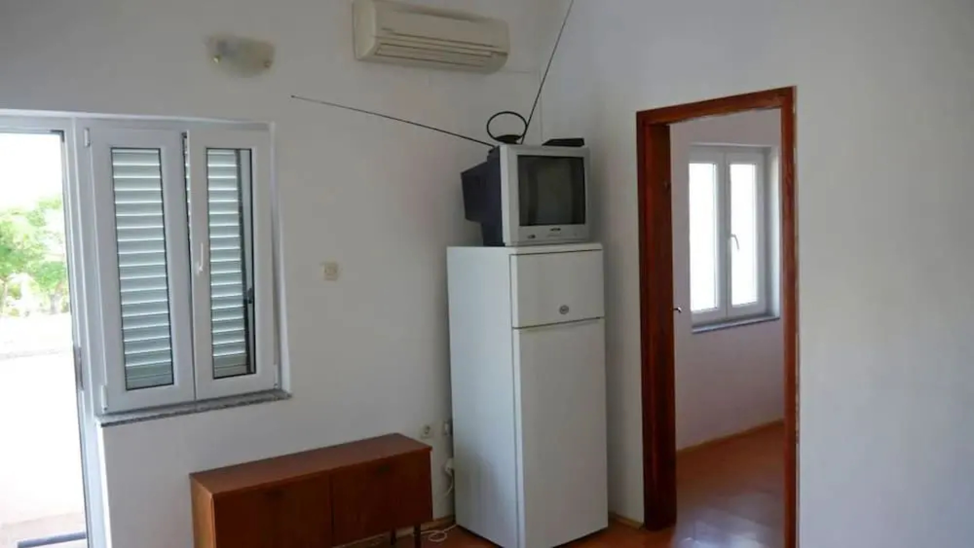 Cosy 1 bedroom apartment with sea view