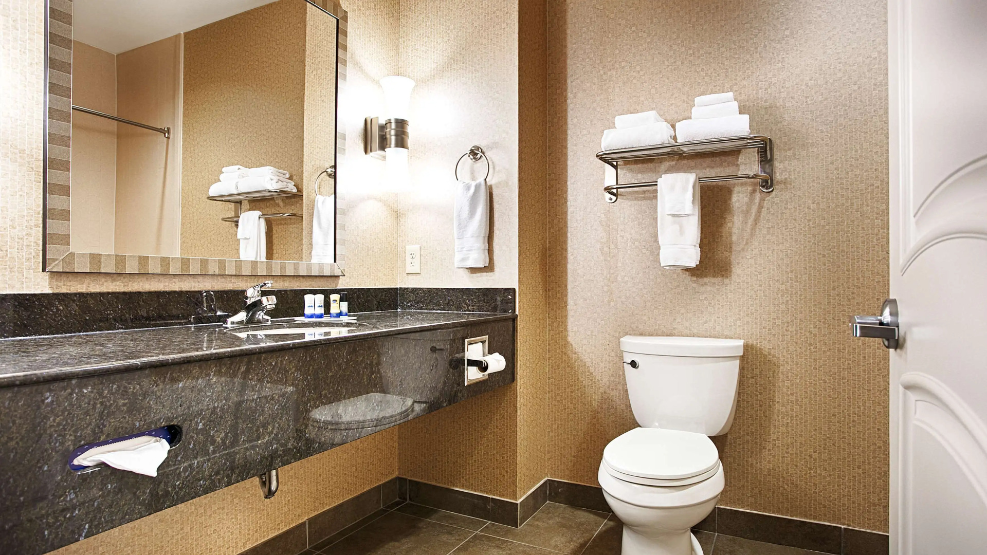 Best Western Plus Texarkana Inn & Suites