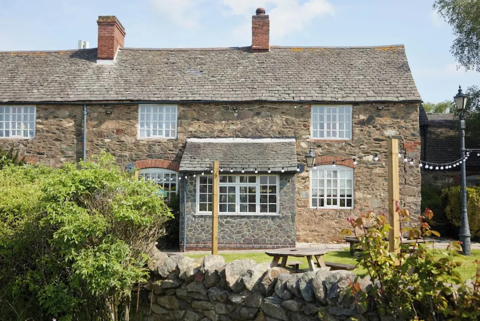 The Fieldhead Hotel by Greene King Inns