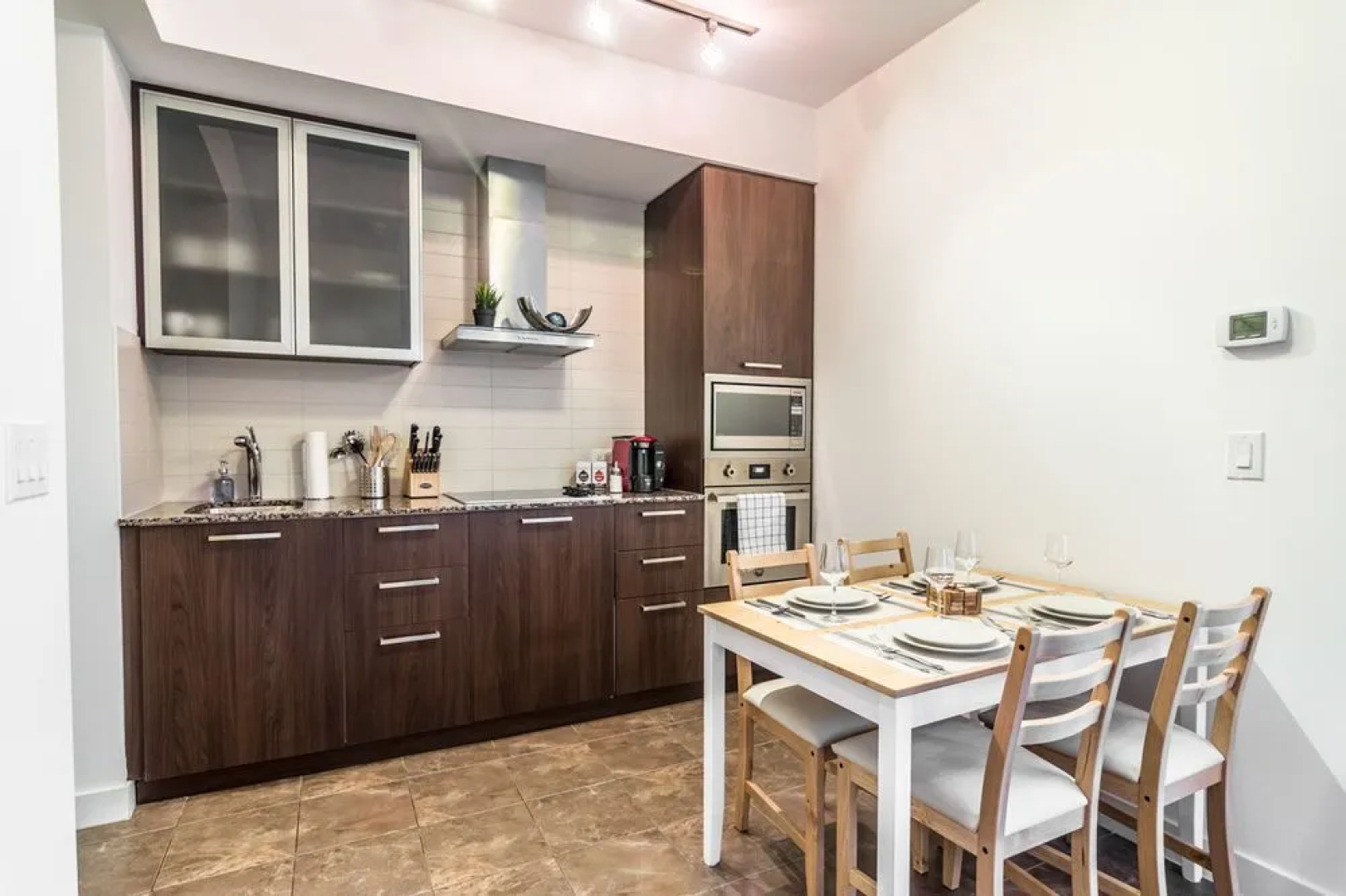 DT City Suites