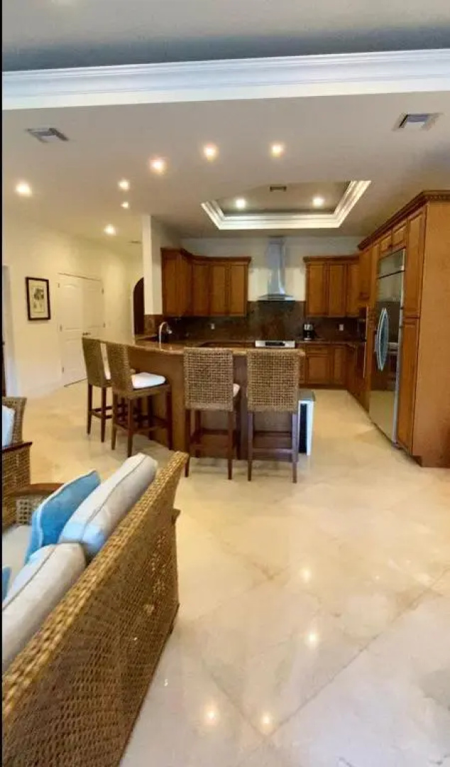 Landmark Unit 102