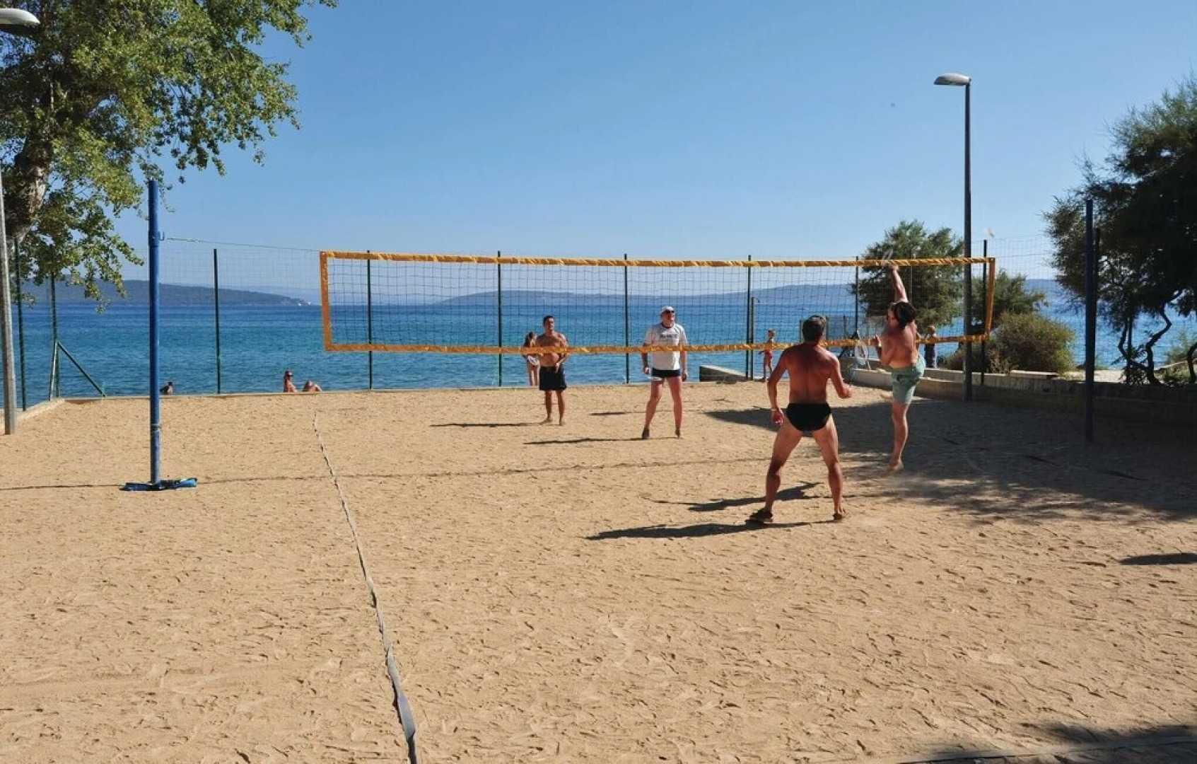 Beautiful Home in Kastel Luksic With Sauna, Wifi and 7 Bedrooms