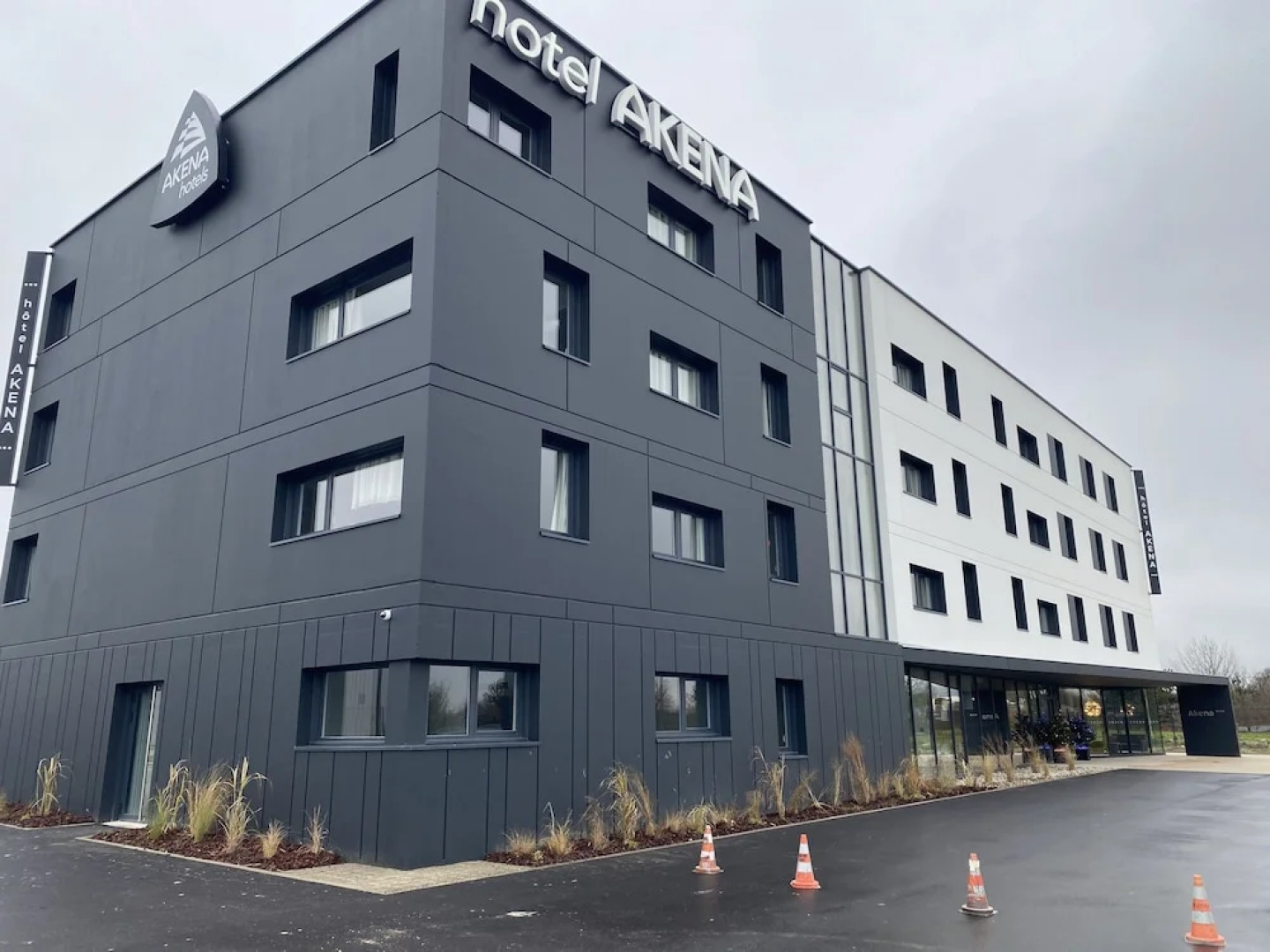 Hôtel AKENA TROYES - La Chapelle-Saint-Luc