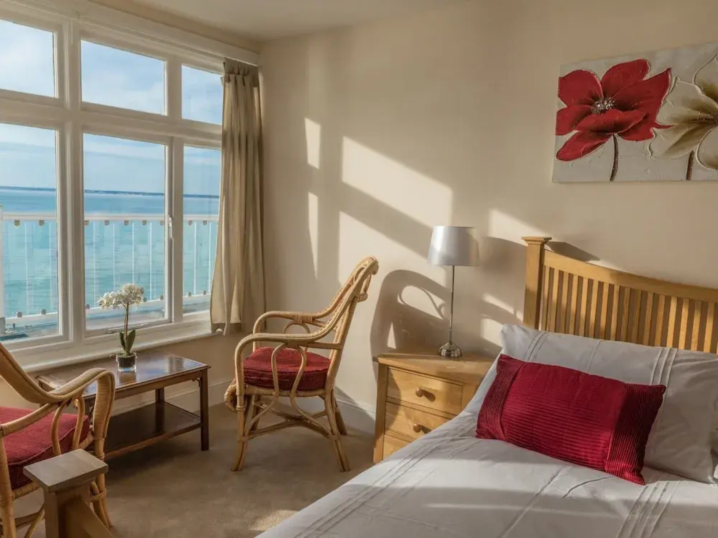 Beachside Apartment On The Beach