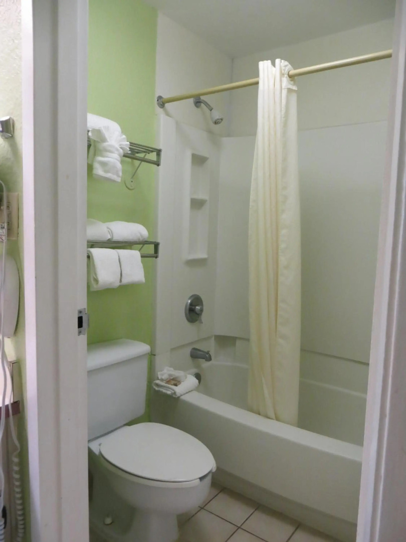 Seralago Hotel & Suites Main Gate East