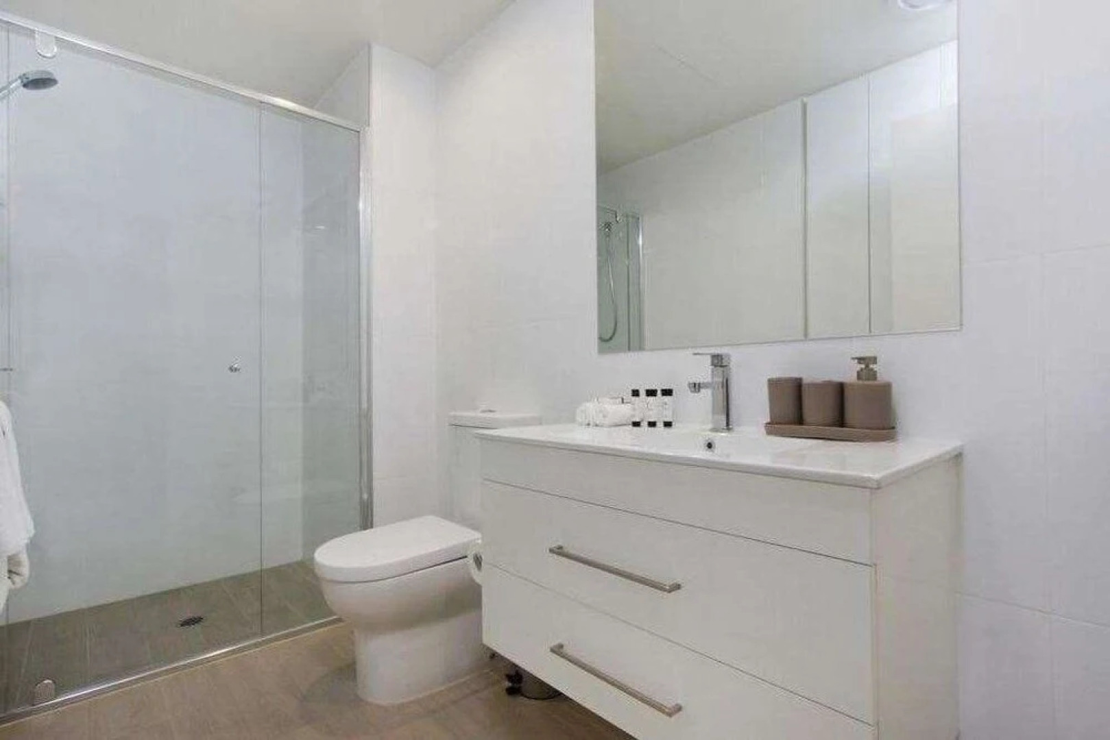 Accommodate Canberra - IQ - Braddon