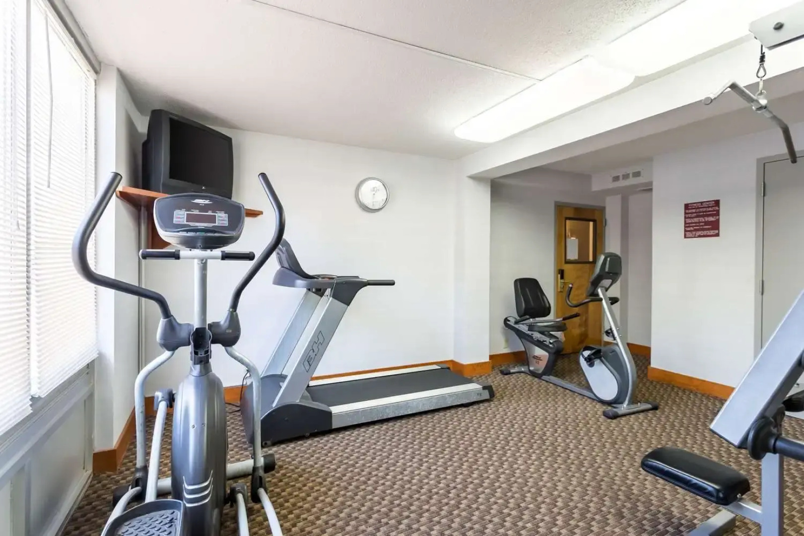 Studio 6 Suites Tupelo, MS - North