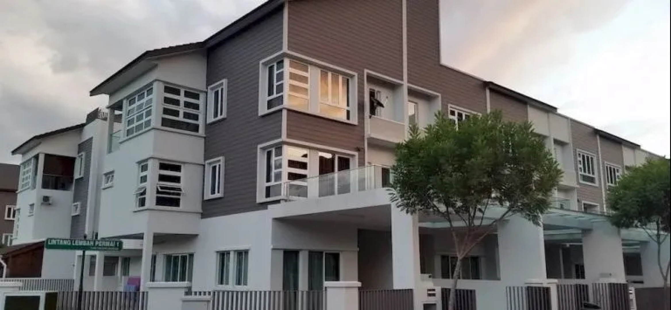 Luxury Villas @ 2 Permai