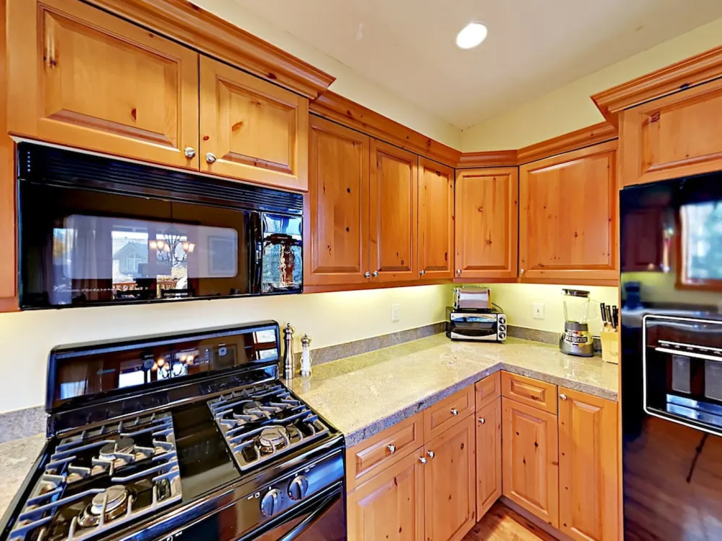 167 Club Cottage Dr Home 4 Bedrooms 5.5 Bathrooms Home