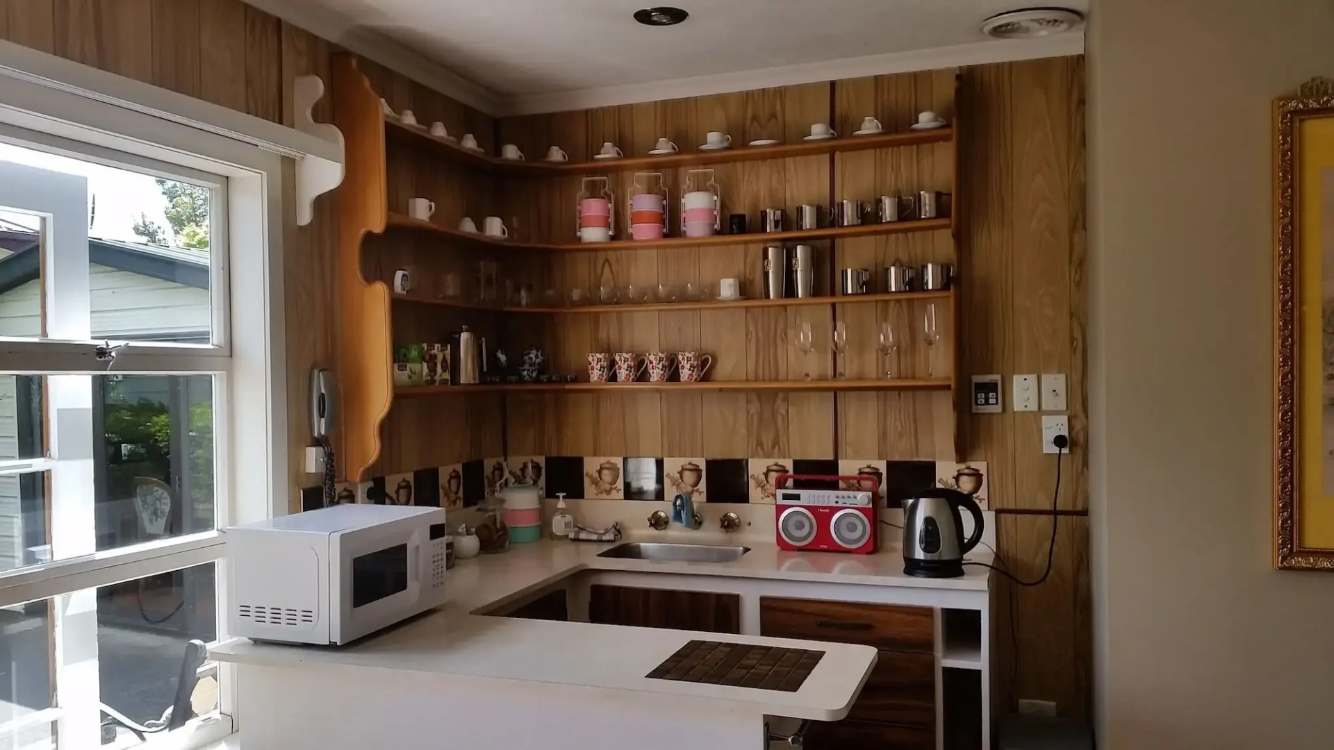 Designer Cottage B&B