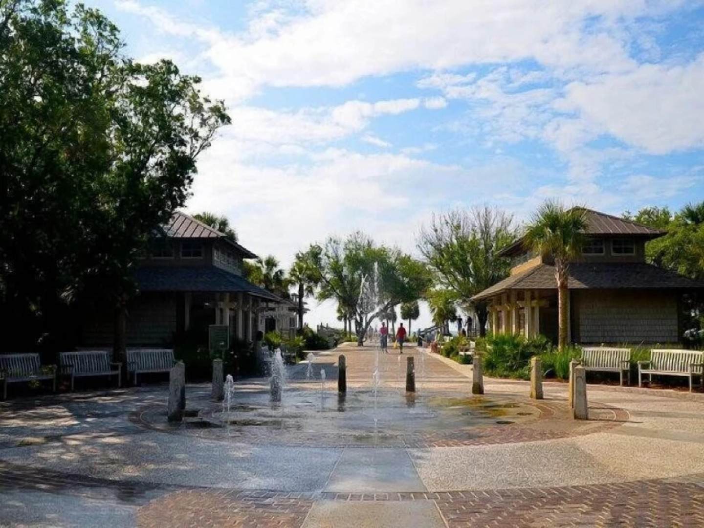 10 Knotts Way by RedAwning