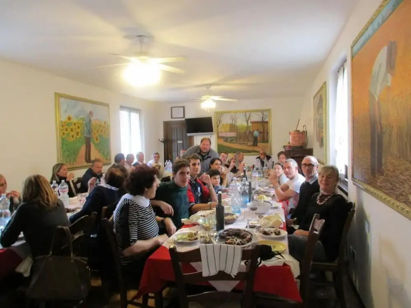 Very Big Room in Agriturismo Rocca Dei Marchesi