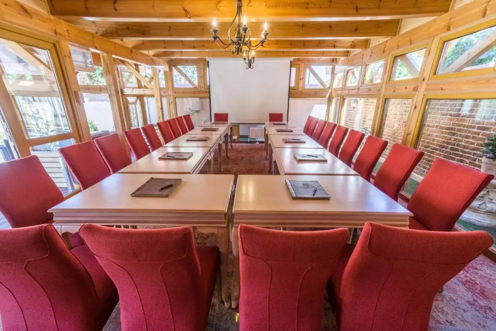 Noblesse Boutique Hotel