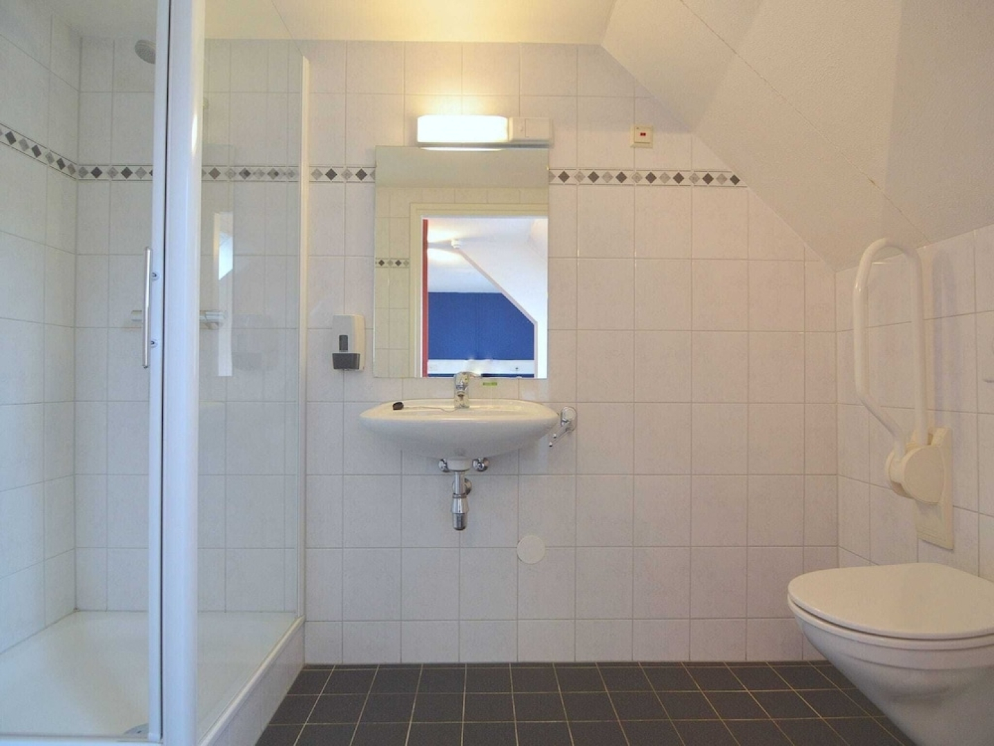 Spacious Holiday Home in Bergeijk With Garden