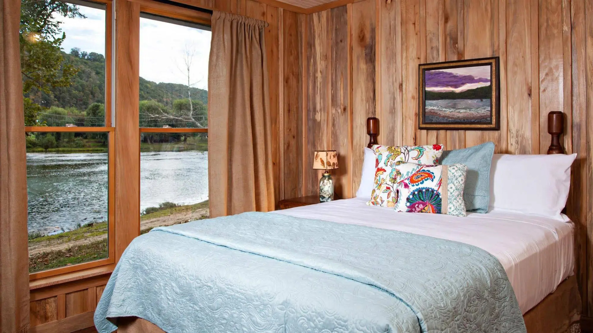 The Guest House Inn on Courthouse Square