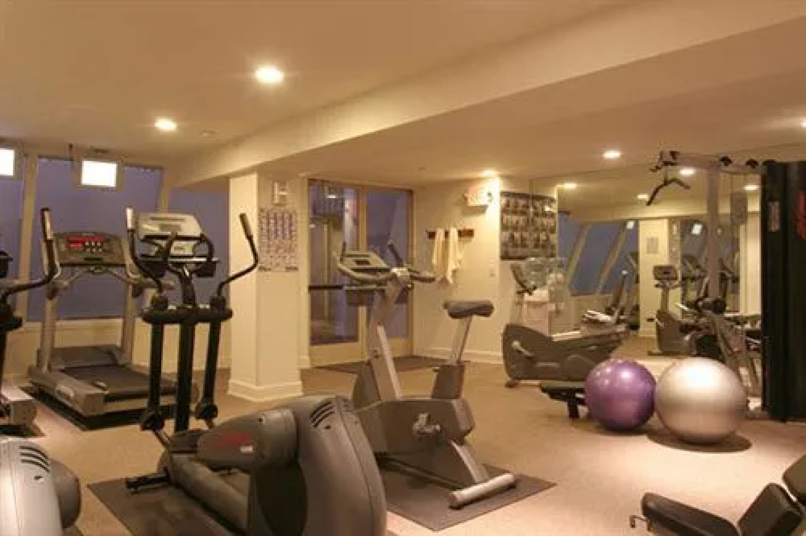 Winners Circle Resort