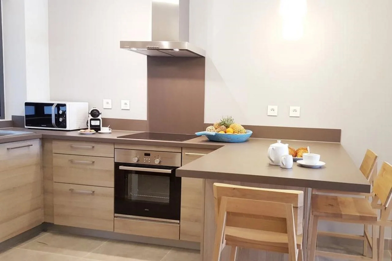 Choisy Les Bains with LOV