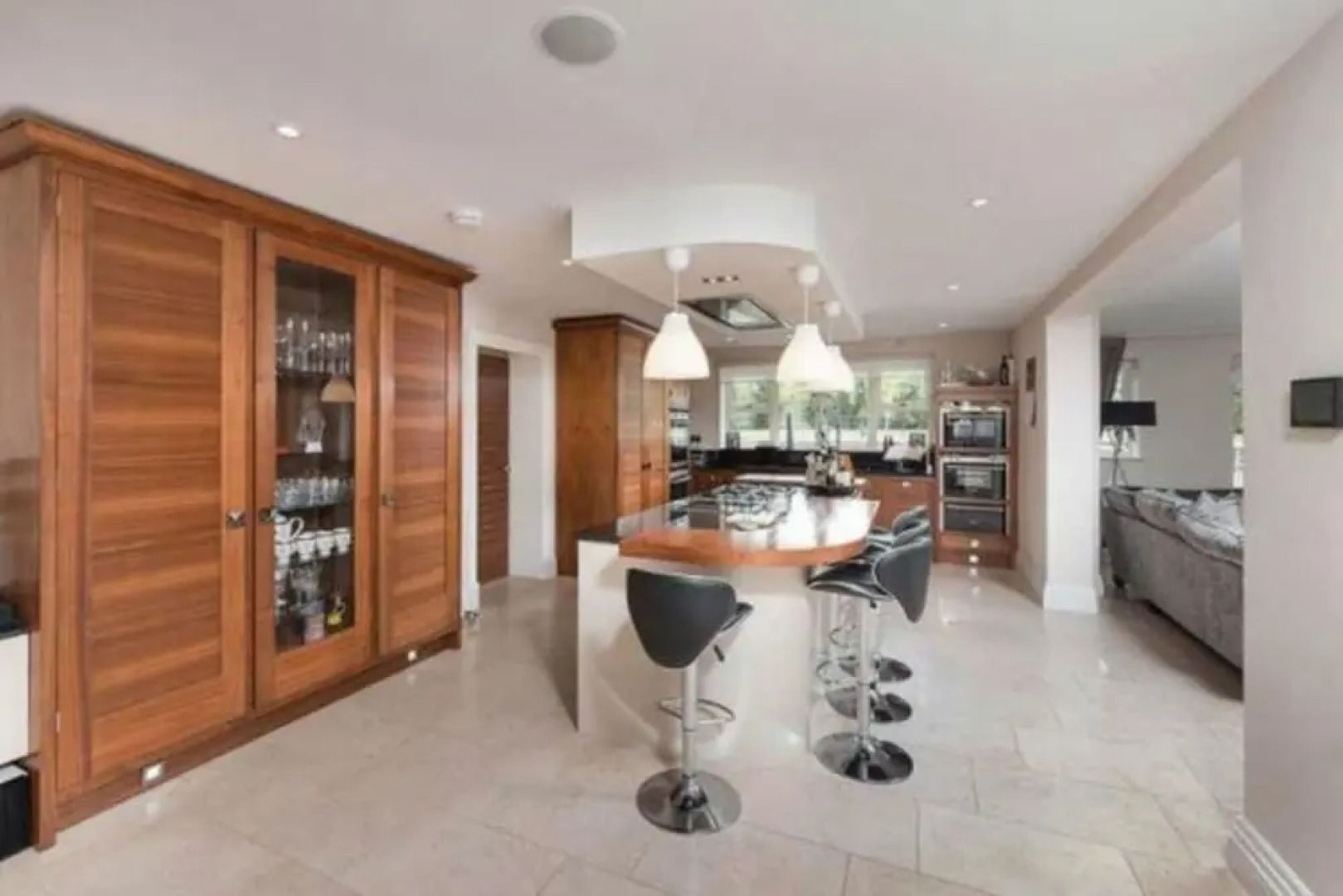 Mono Luxe Villa in Newcastle Upon Tyne