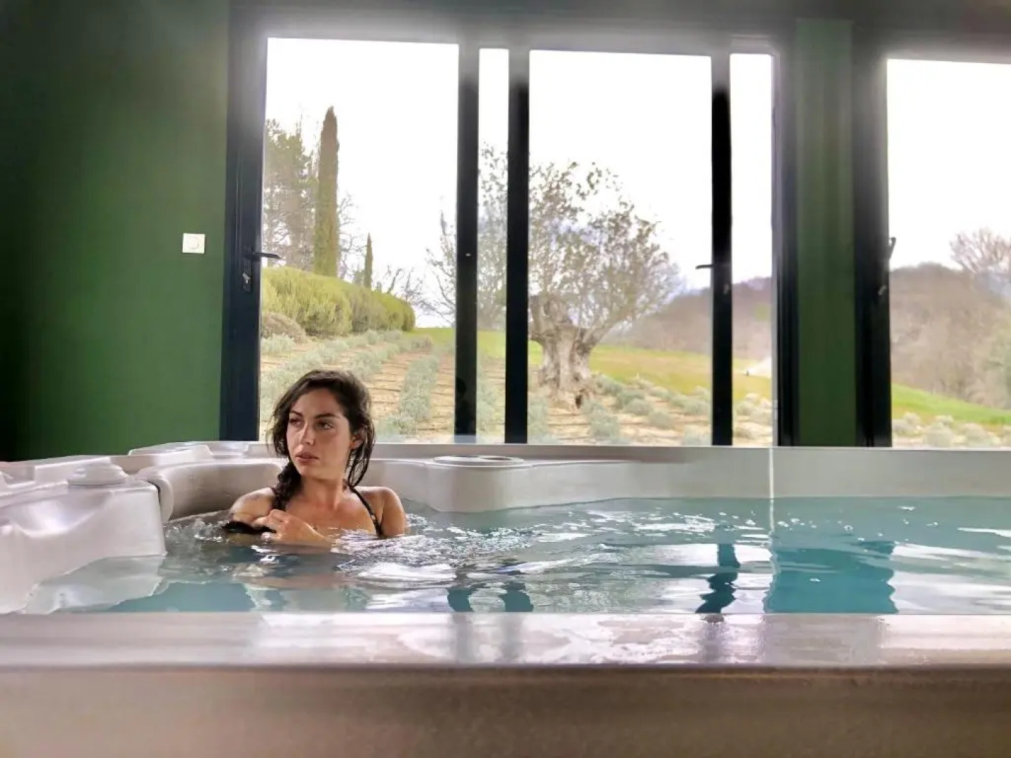 Appartement d'une chambre avec piscine partagee jardin clos et wifi a Forcalquier