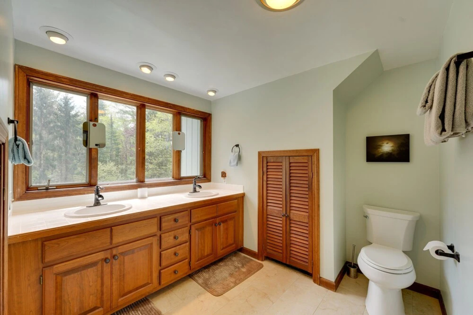 Mendon Home w/ Hot Tub, Fire Pit & Near Skiing!