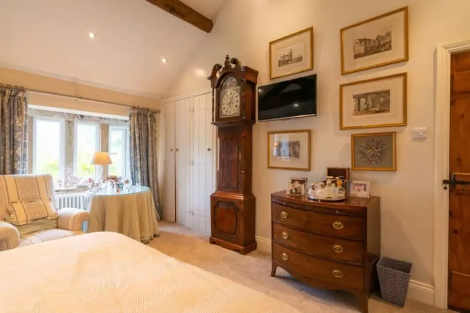 Charming 3-bed House in Halifax w/ Private Garden