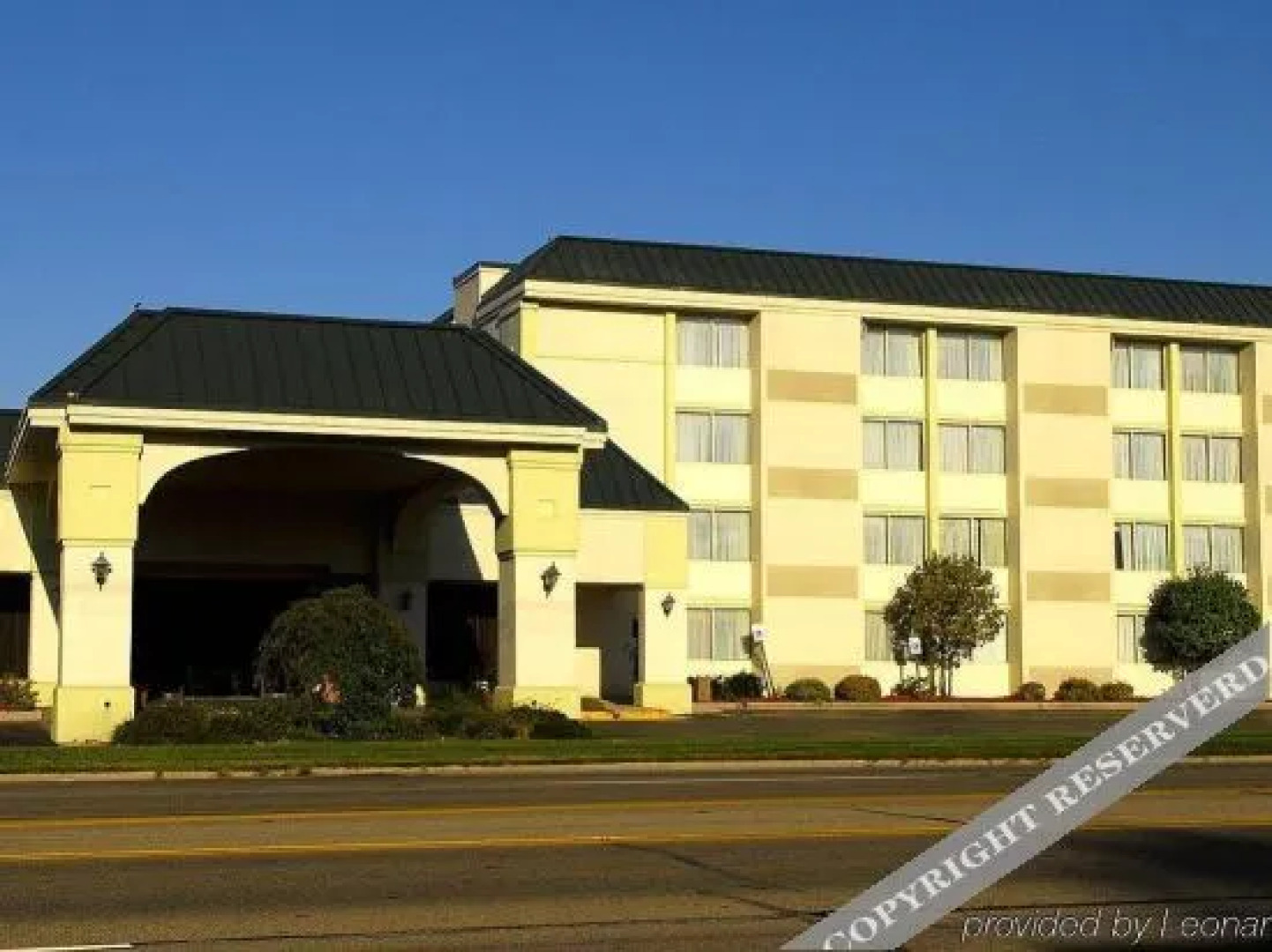 The Moraine Inn Suites & Conference Center