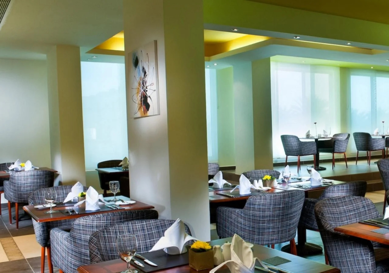 Al Hail Waves Hotel Managed By Centara