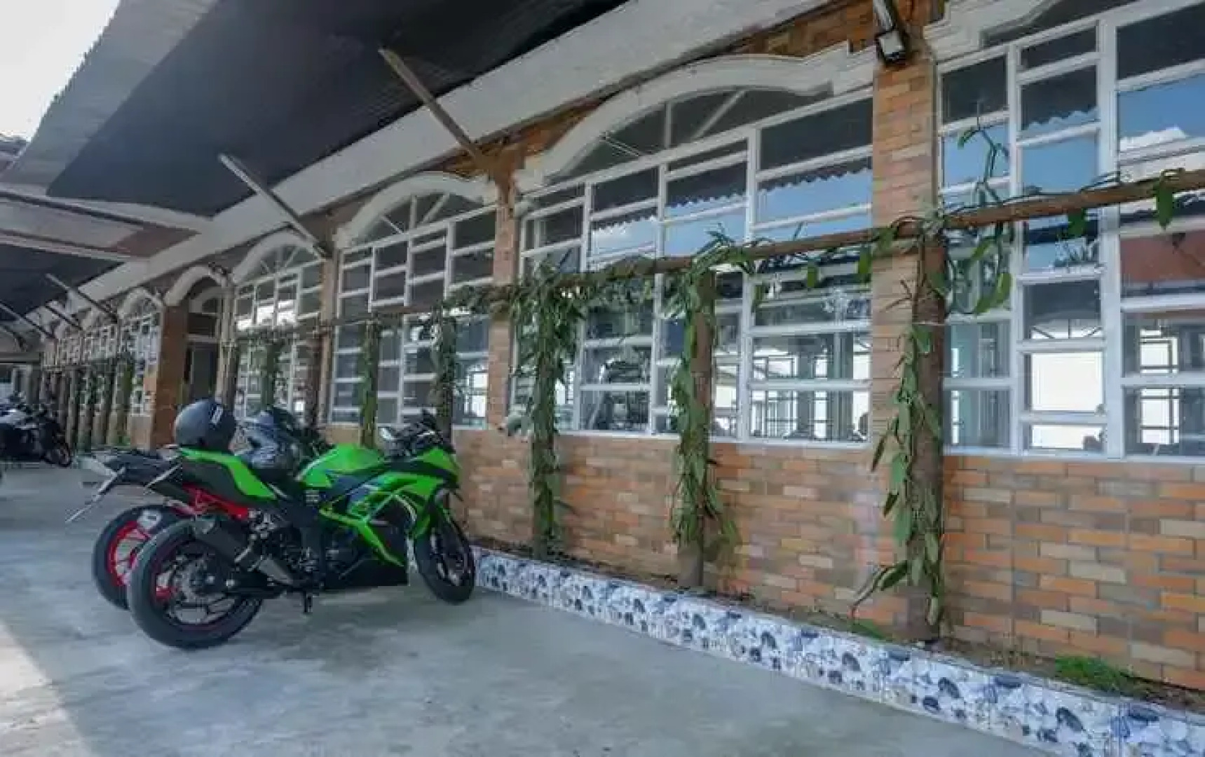 Urbanview Hotel Mountain Palace Kopeng