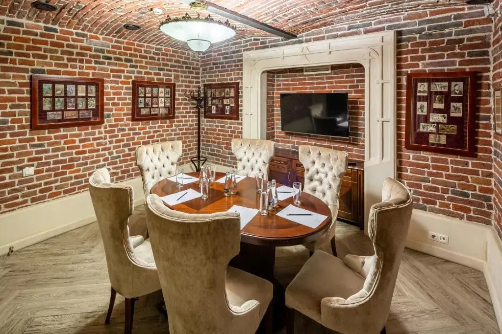 Гостиница «Атлас Делюкс»