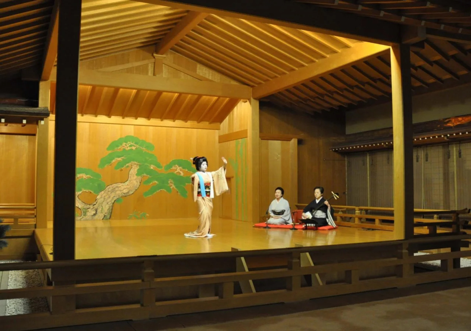 Ooedo Onsen Monogatari Premium Yoshinoya Irokuen