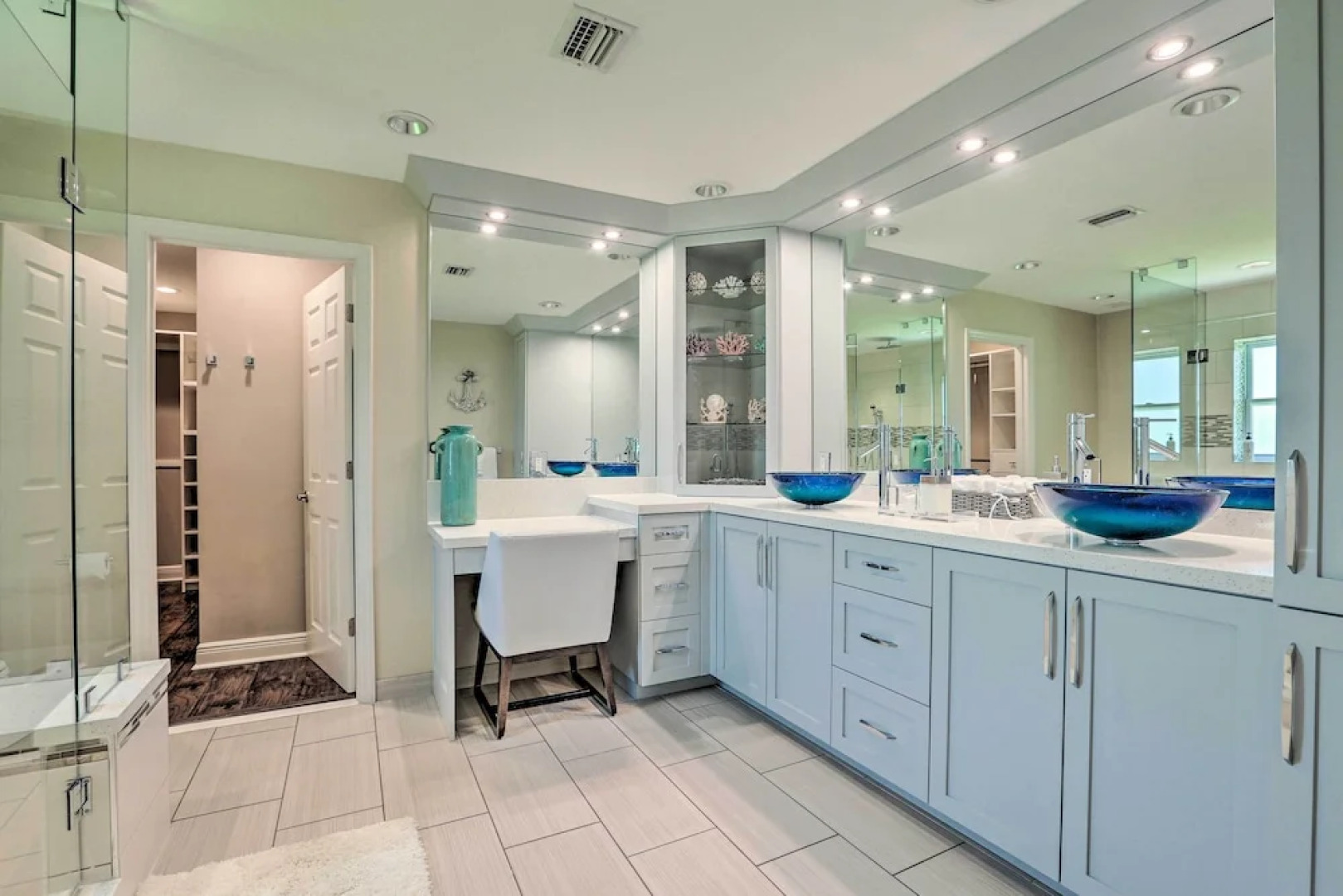 Luxe Cape Coral Escape w/ Pool: 4 Mi to Beach