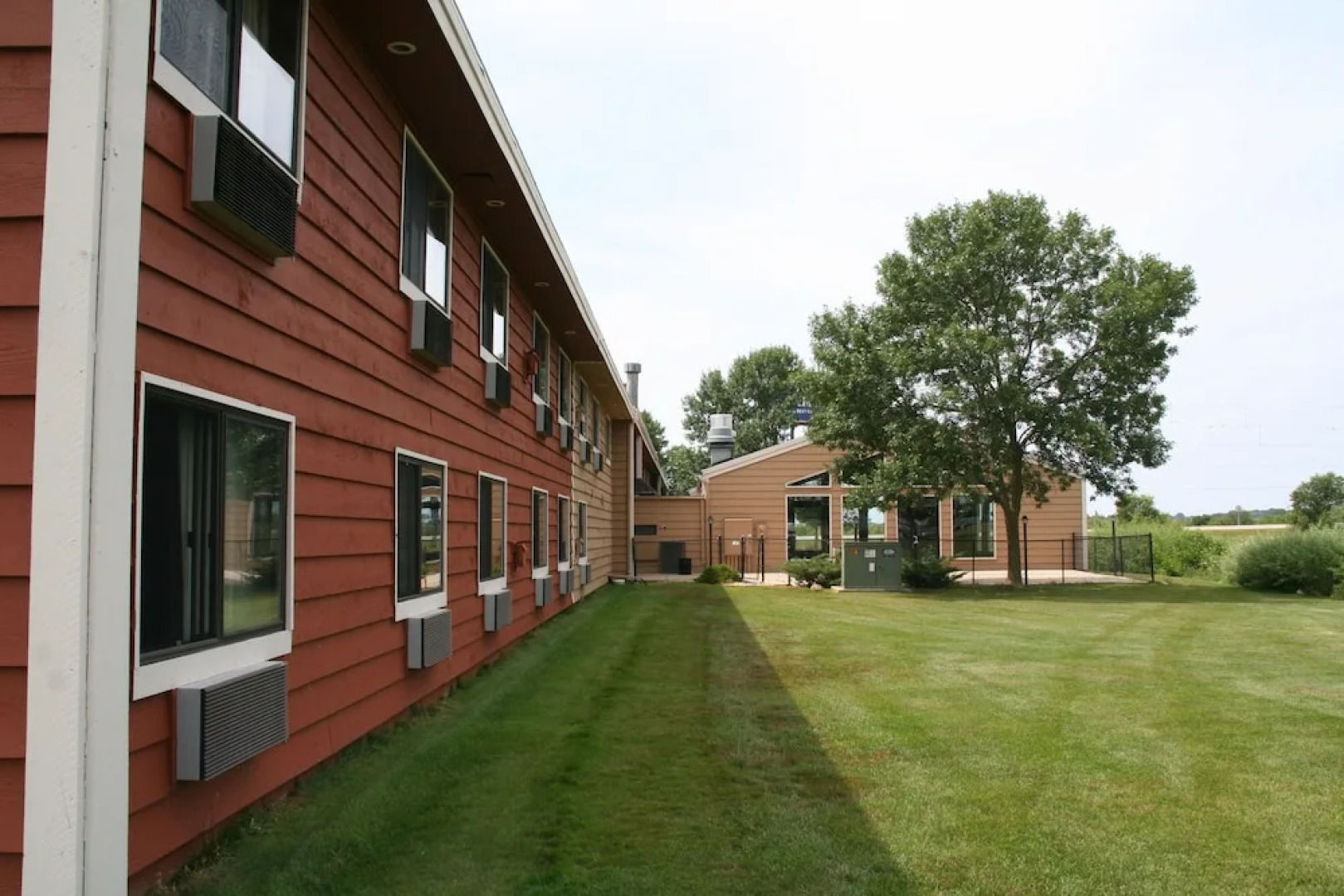 AmericInn Lodge & Suites Elkhorn