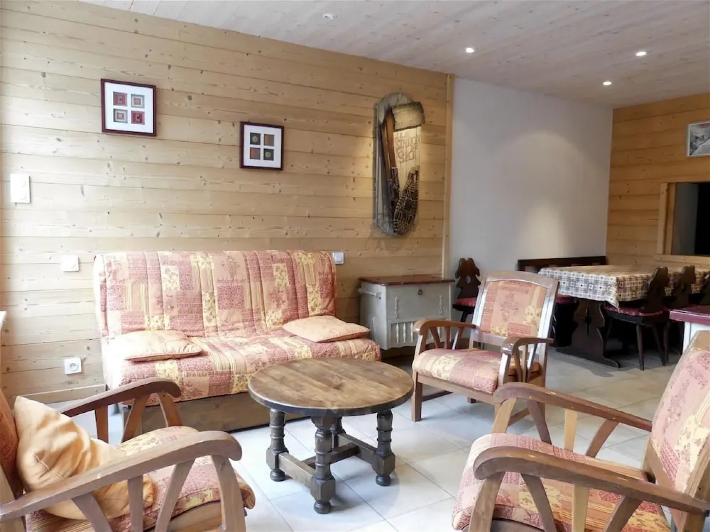 WAPITTI  La Clusaz village