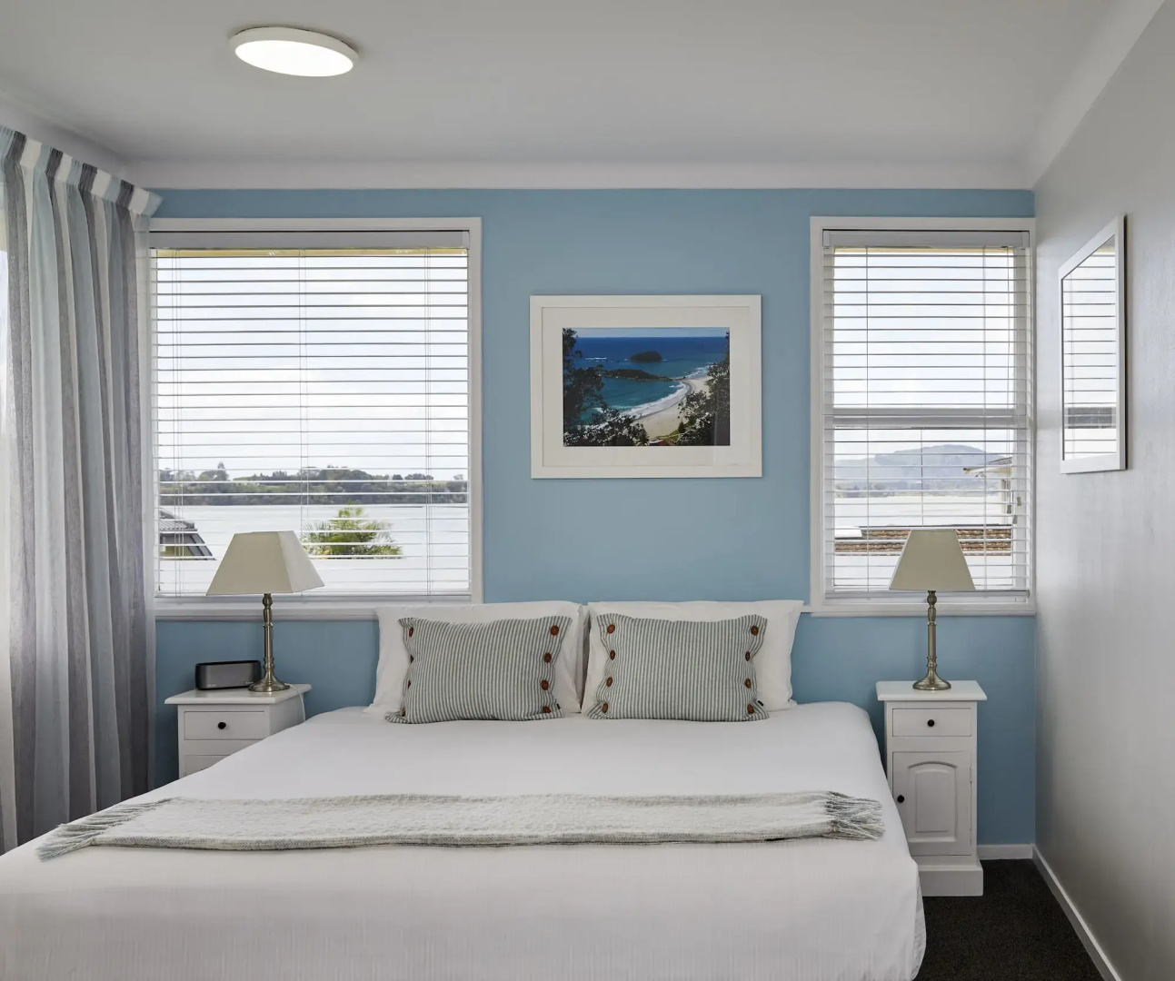Harbour View Motel and Water Front Apartments