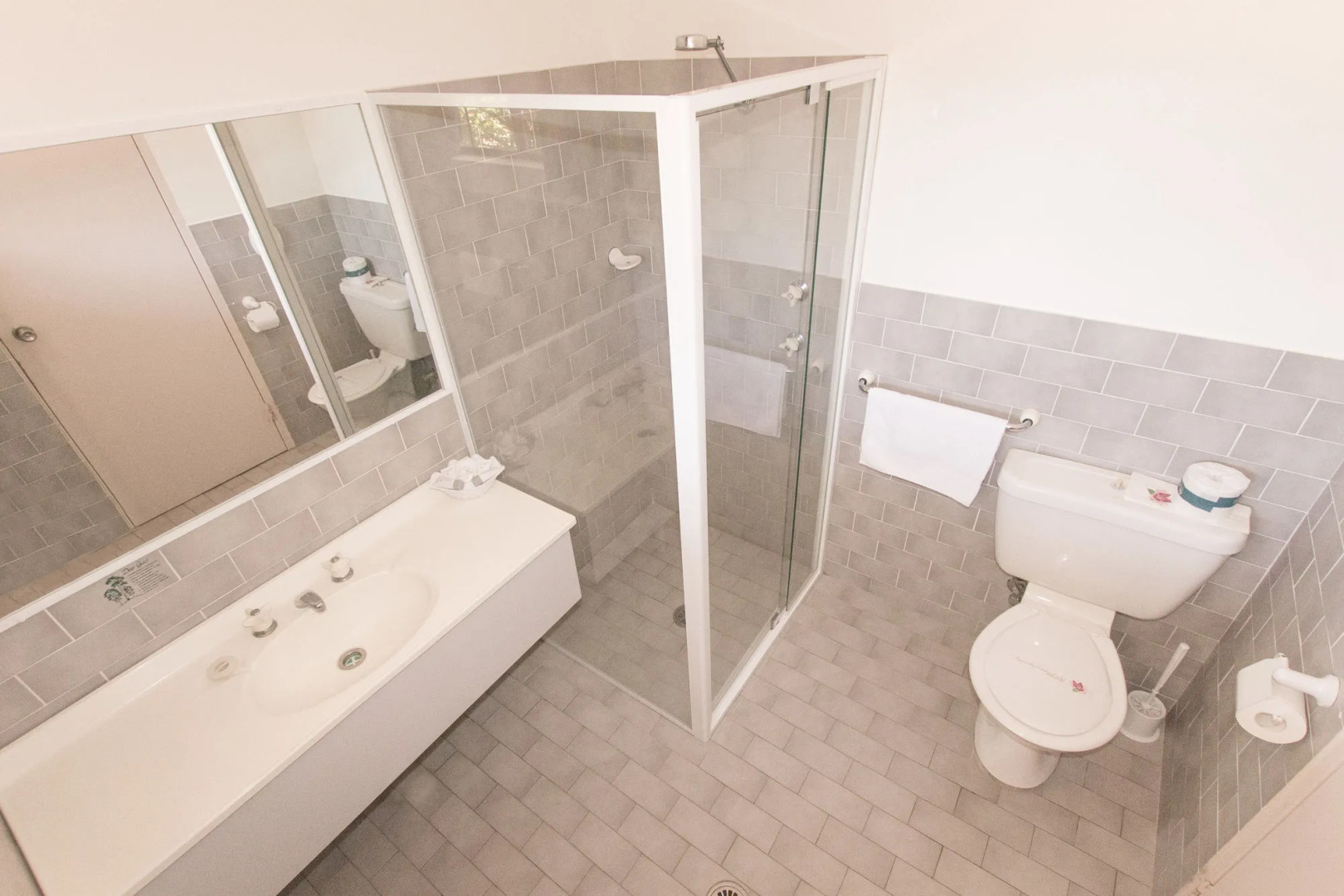 Island Palms Motor Inn