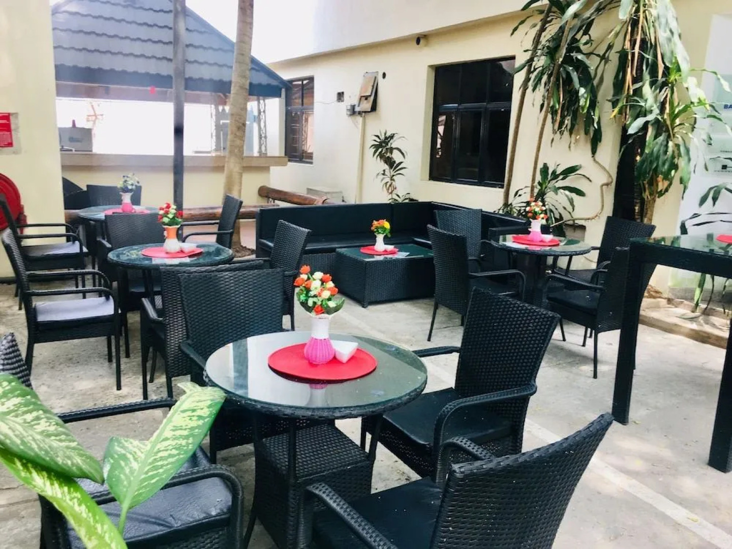 Home Gate Resort Limited